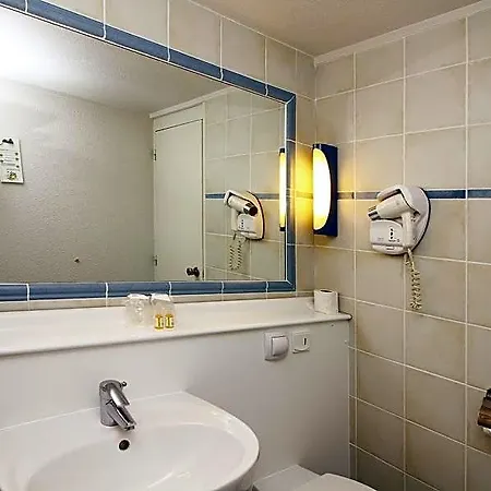 Hollywood -ex Kyriad- 3*